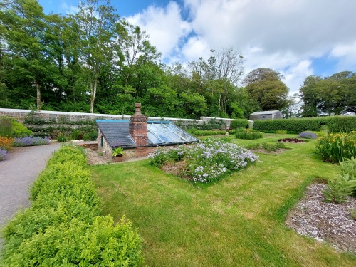 Scolton garden